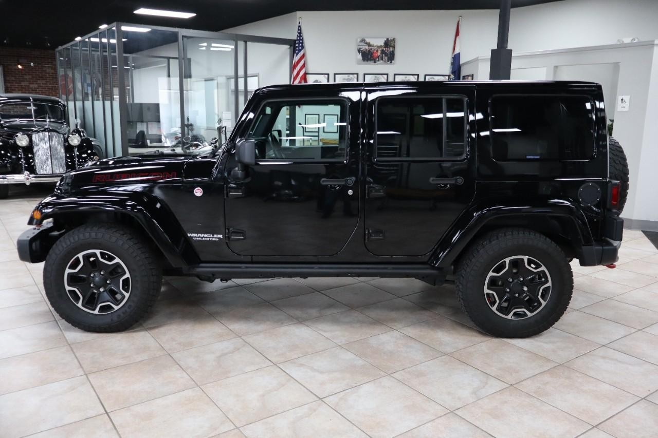 Jeep Wrangler Unlimited Vehicle Full-screen Gallery Image 2