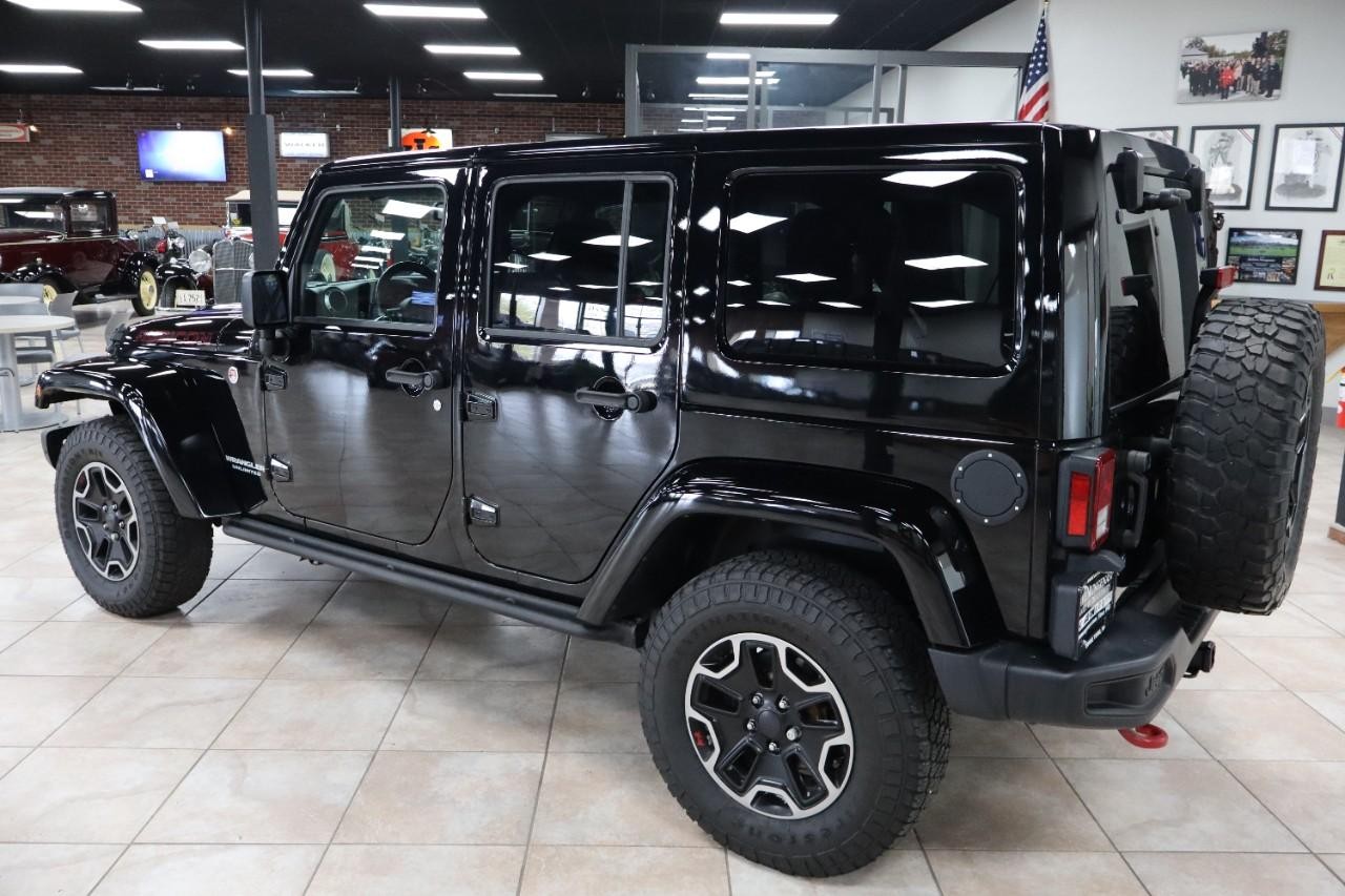 Jeep Wrangler Unlimited Vehicle Full-screen Gallery Image 3