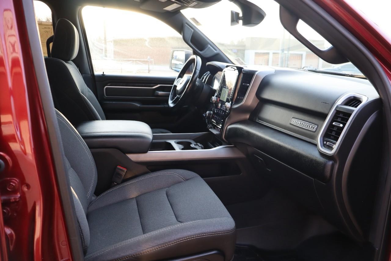 Ram 1500 Vehicle Full-screen Gallery Image 28