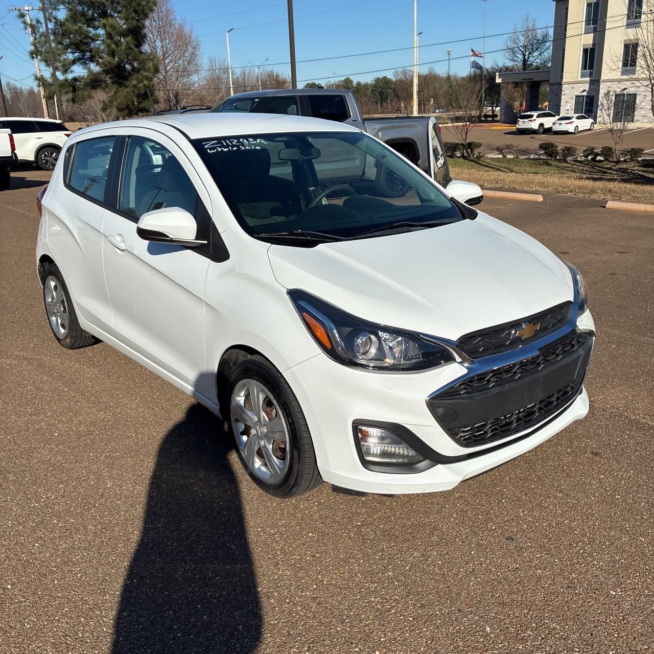Chevrolet Spark Vehicle Full-screen Gallery Image 4