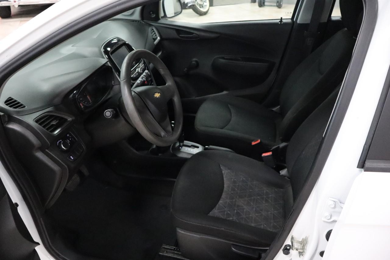 Chevrolet Spark Vehicle Full-screen Gallery Image 09