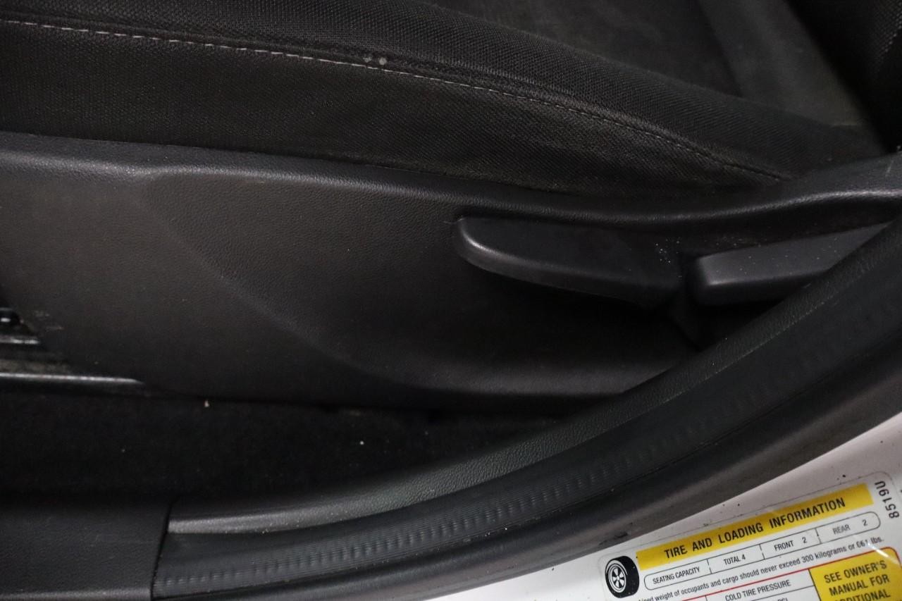 Chevrolet Spark Vehicle Full-screen Gallery Image 10