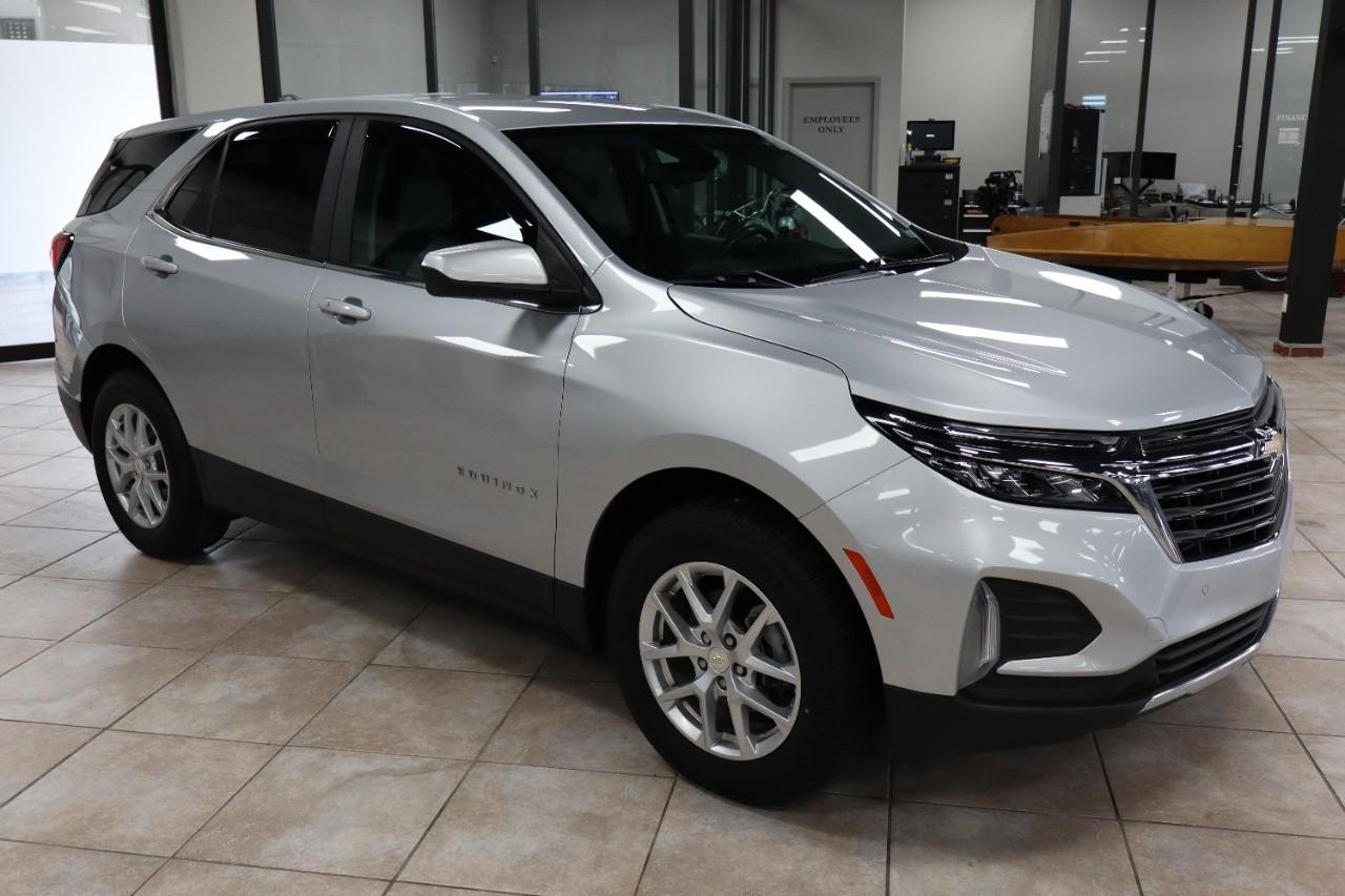 Chevrolet Equinox Vehicle Full-screen Gallery Image 7