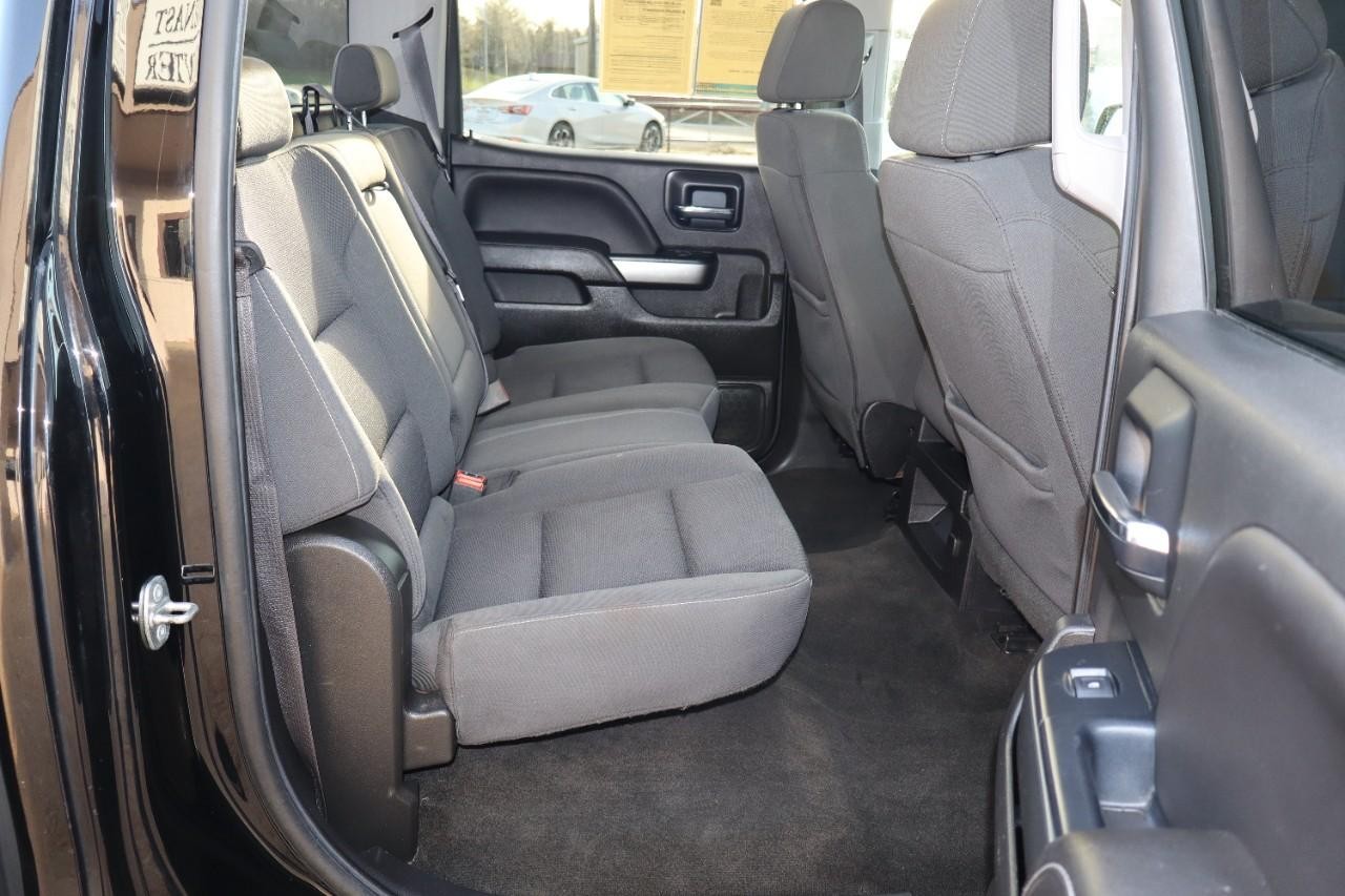 Chevrolet Silverado 1500 Vehicle Full-screen Gallery Image 21