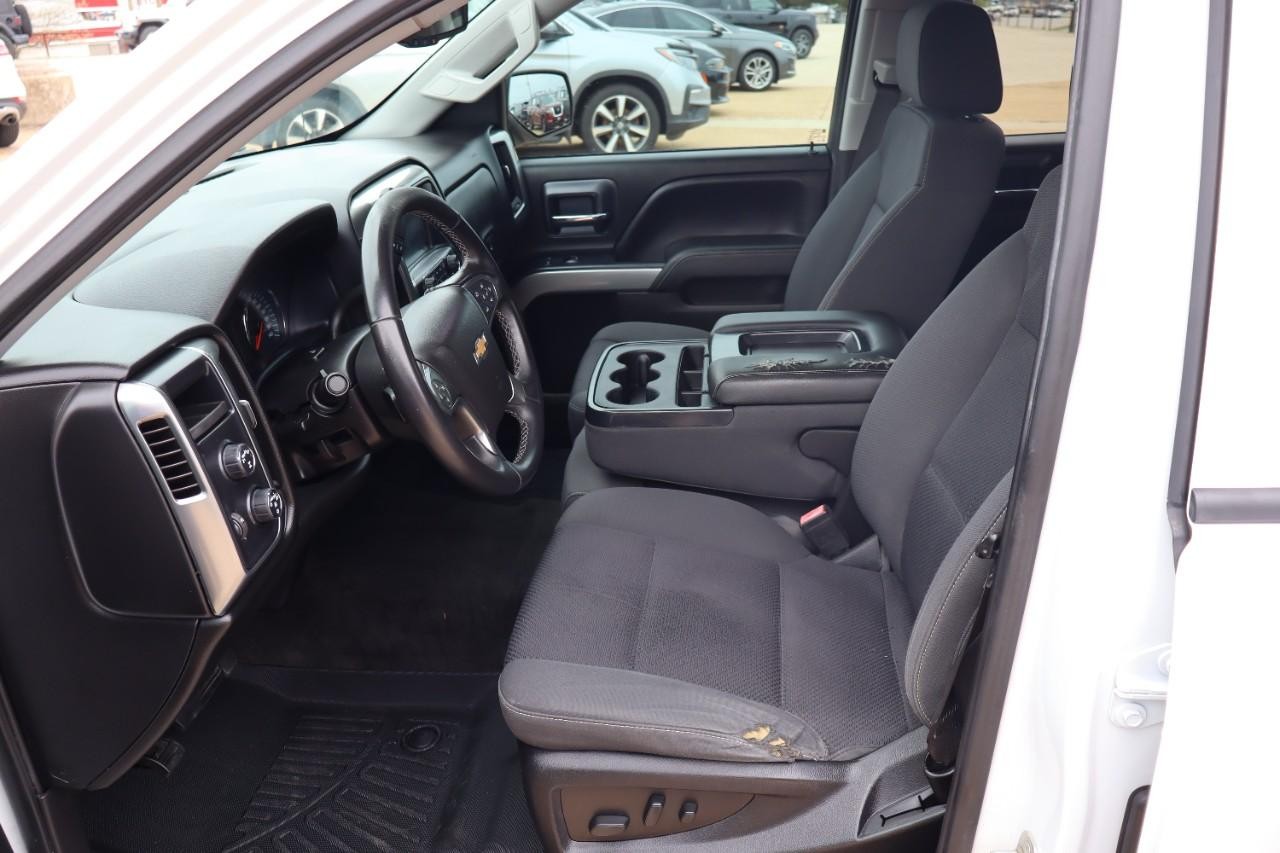 Chevrolet Silverado 1500 Vehicle Full-screen Gallery Image 09