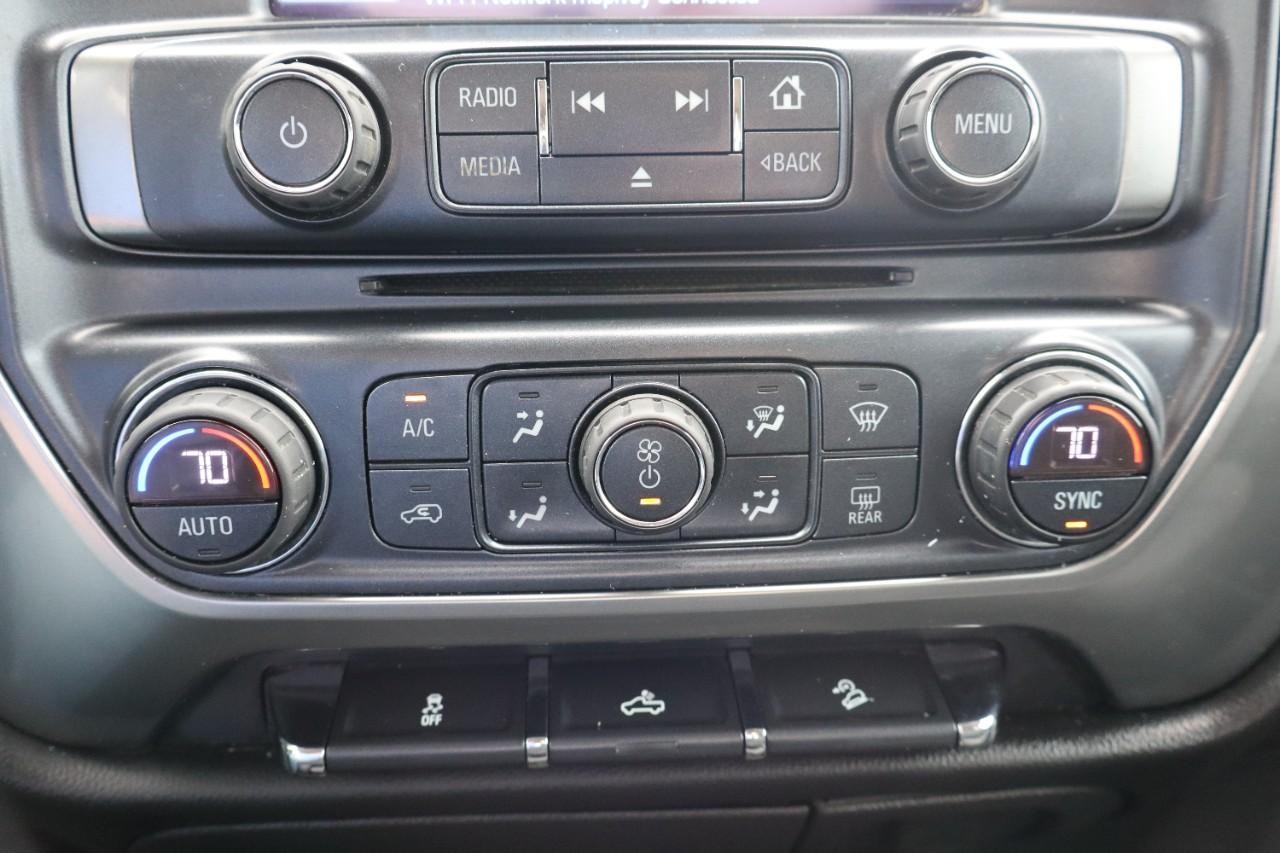 Chevrolet Silverado 1500 Vehicle Full-screen Gallery Image 16