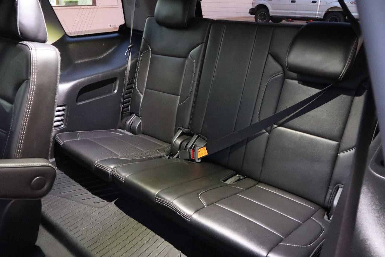 GMC Yukon Vehicle Full-screen Gallery Image 19