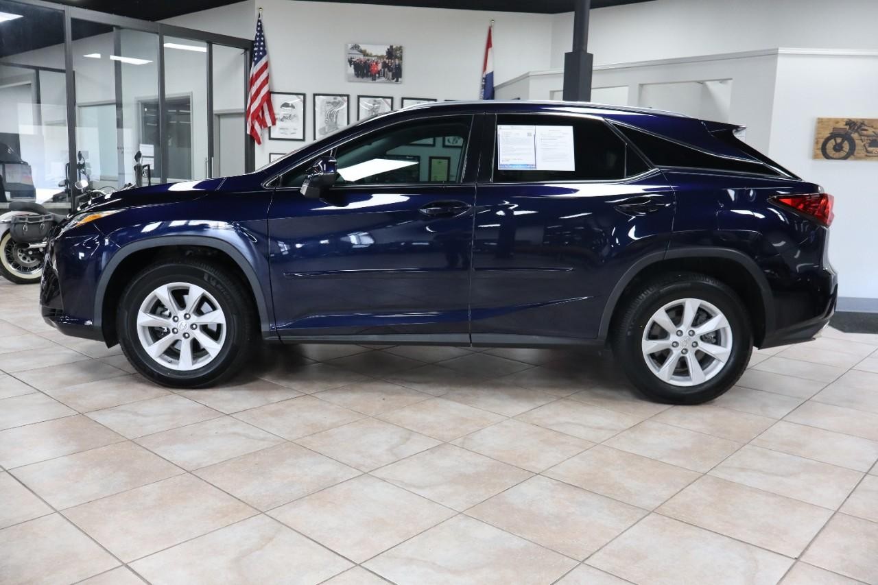 Lexus RX 350 Vehicle Full-screen Gallery Image 2