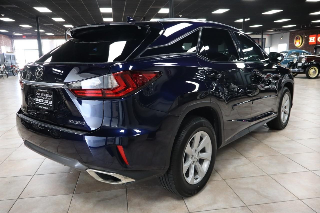 Lexus RX 350 Vehicle Full-screen Gallery Image 5