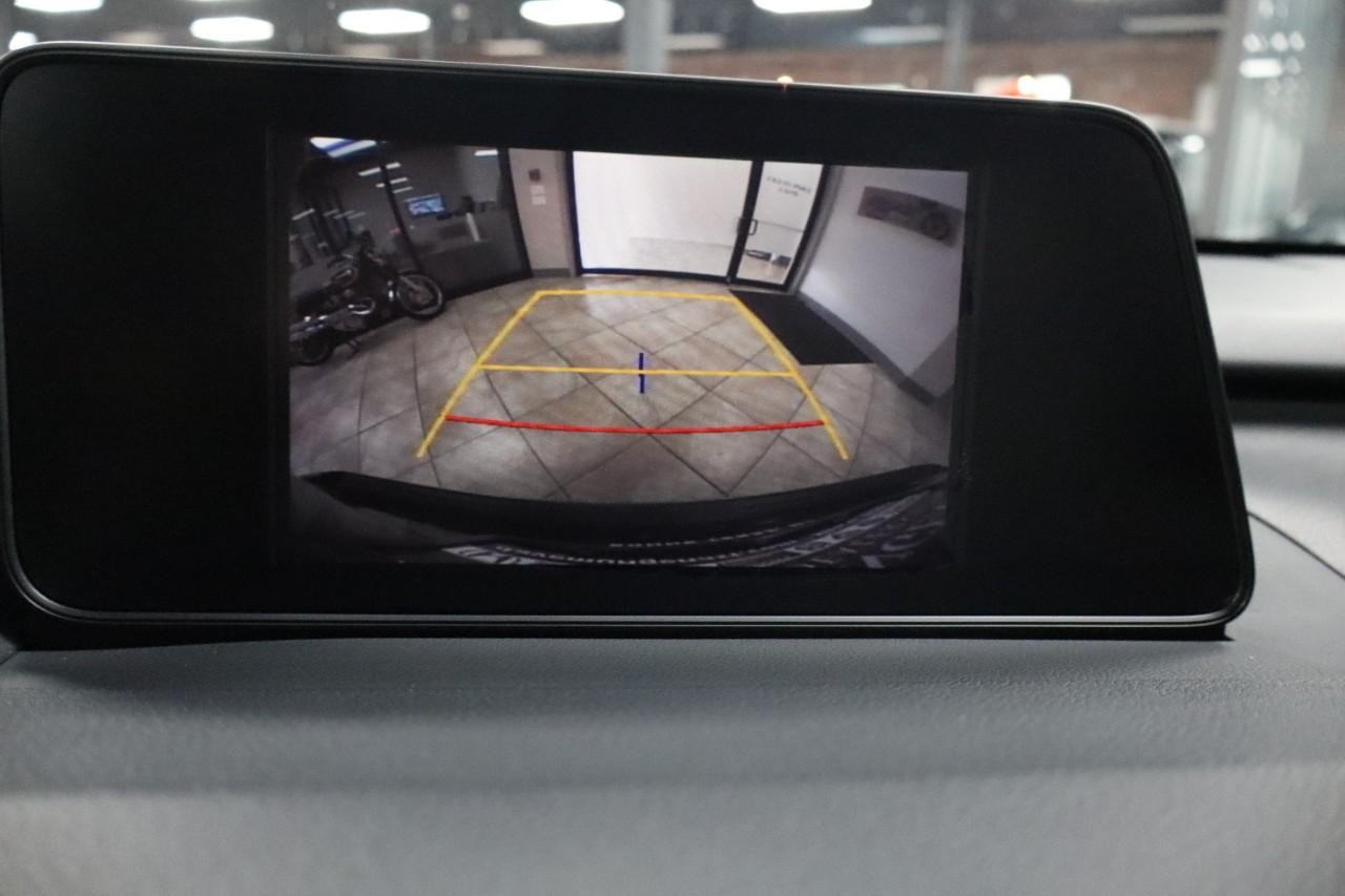 Lexus RX 350 Vehicle Full-screen Gallery Image 16