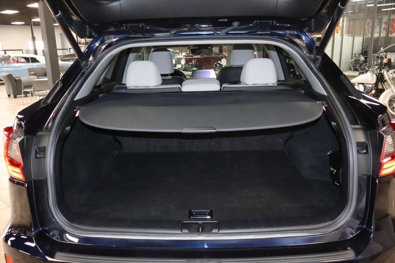 Lexus RX 350 Vehicle Full-screen Gallery Image 25