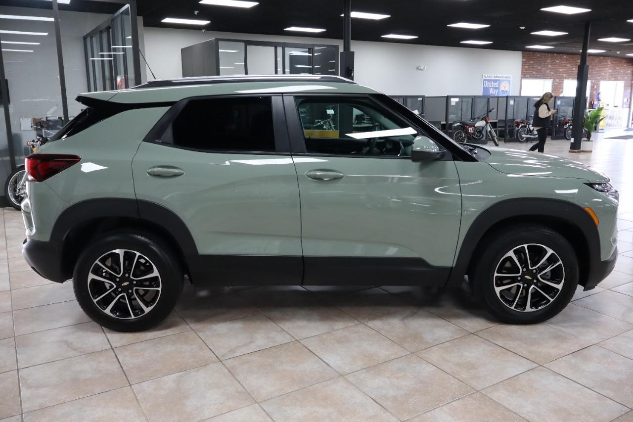 Chevrolet TrailBlazer Vehicle Full-screen Gallery Image 6