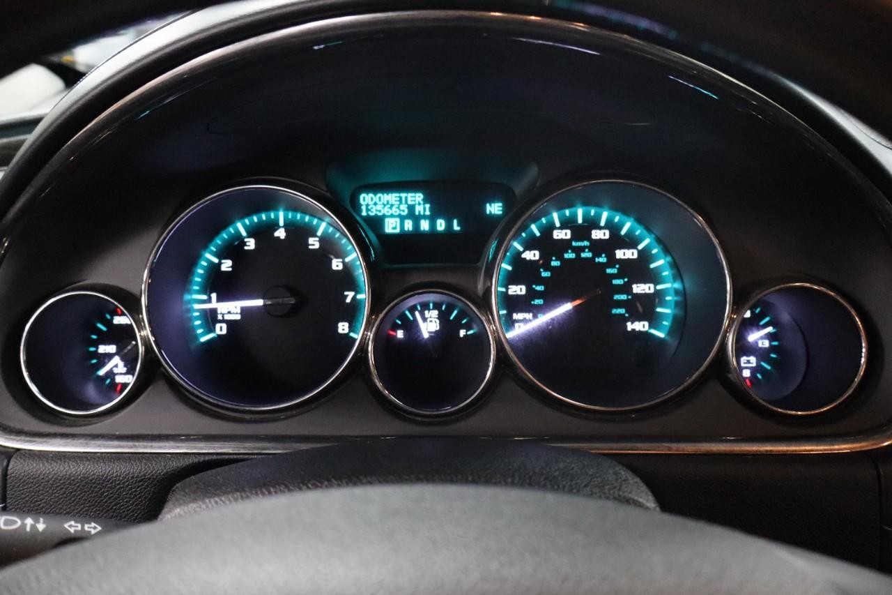 Buick Enclave Vehicle Full-screen Gallery Image 14