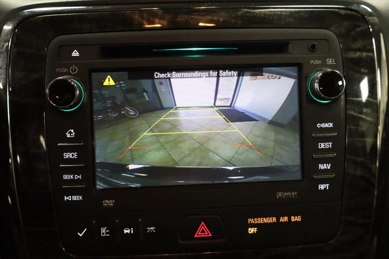 Buick Enclave Vehicle Full-screen Gallery Image 16