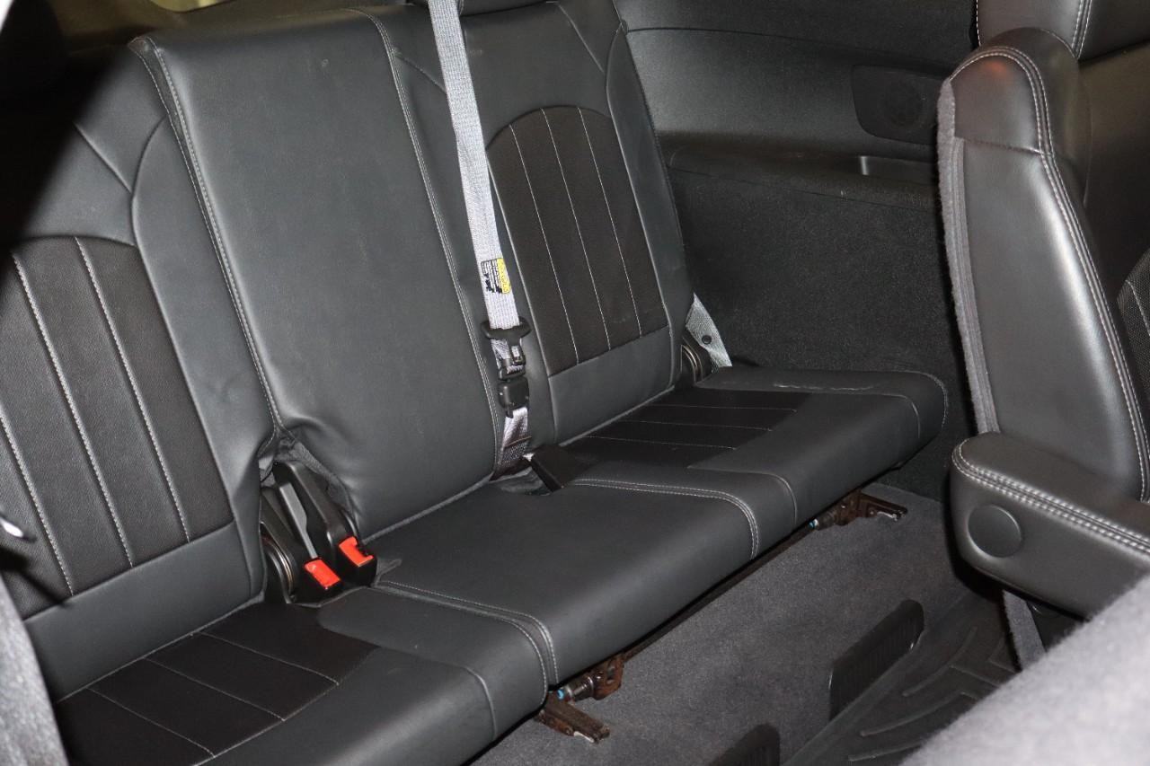 Buick Enclave Vehicle Full-screen Gallery Image 28