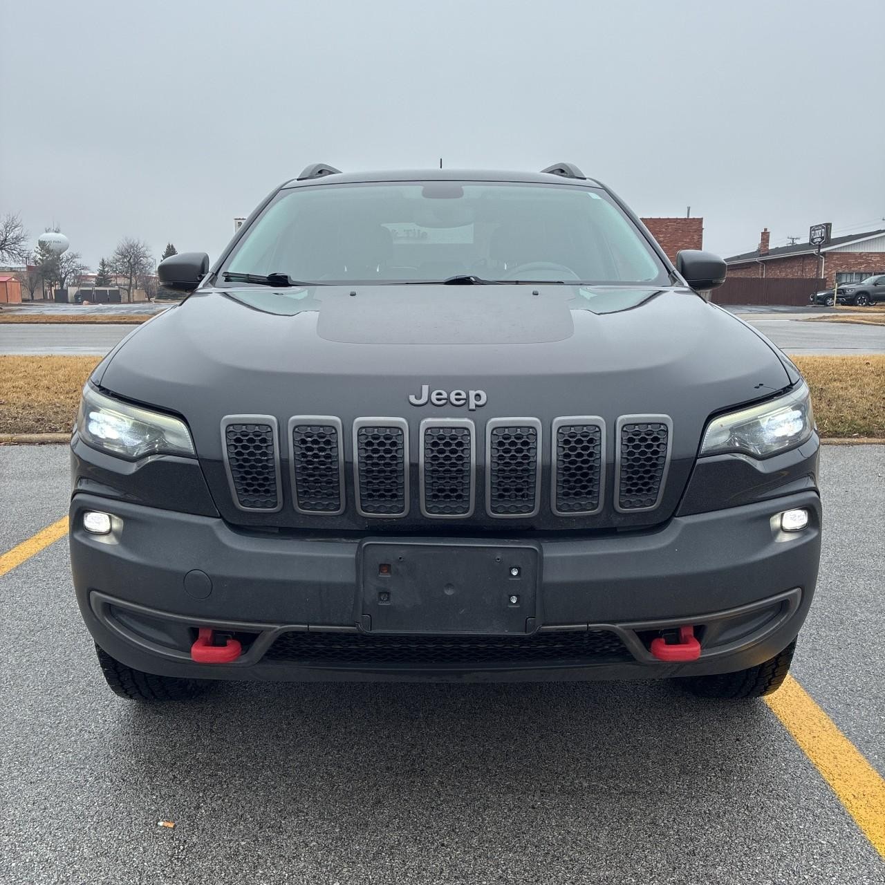 Jeep Cherokee Vehicle Full-screen Gallery Image 8