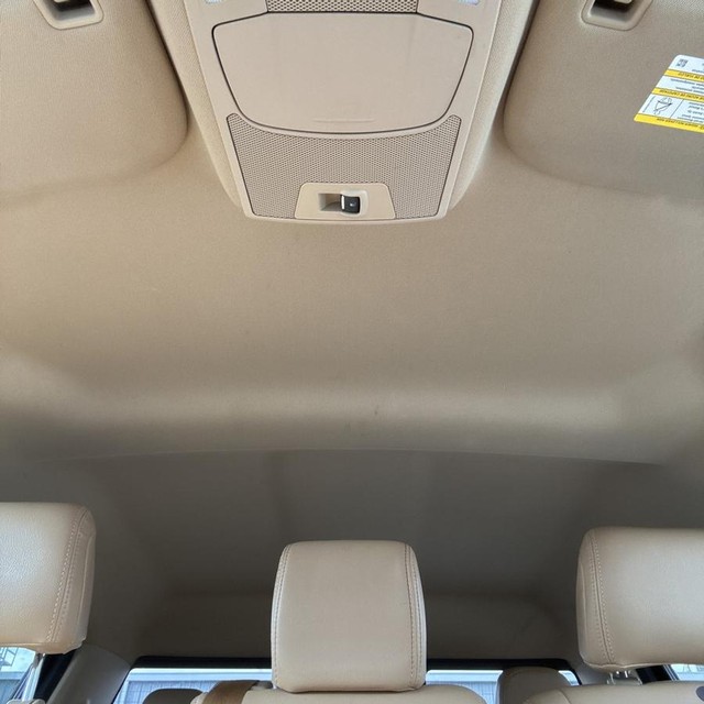 Ford F-150 Vehicle Full-screen Gallery Image 15