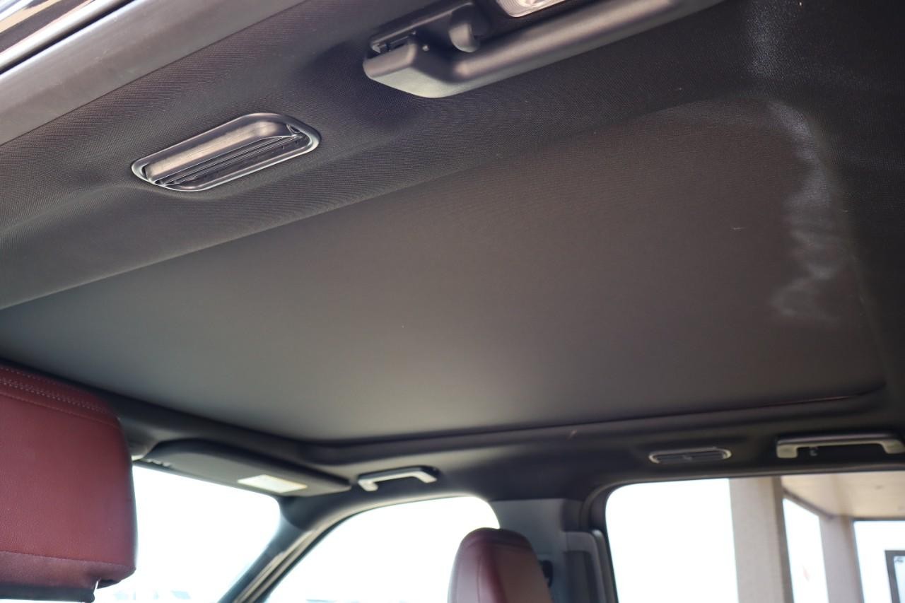 Ford Expedition Vehicle Full-screen Gallery Image 24