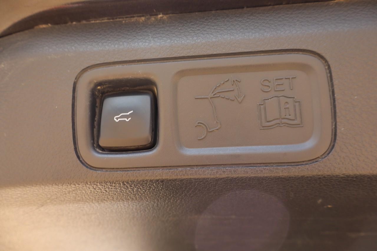 Ford Expedition Vehicle Full-screen Gallery Image 27