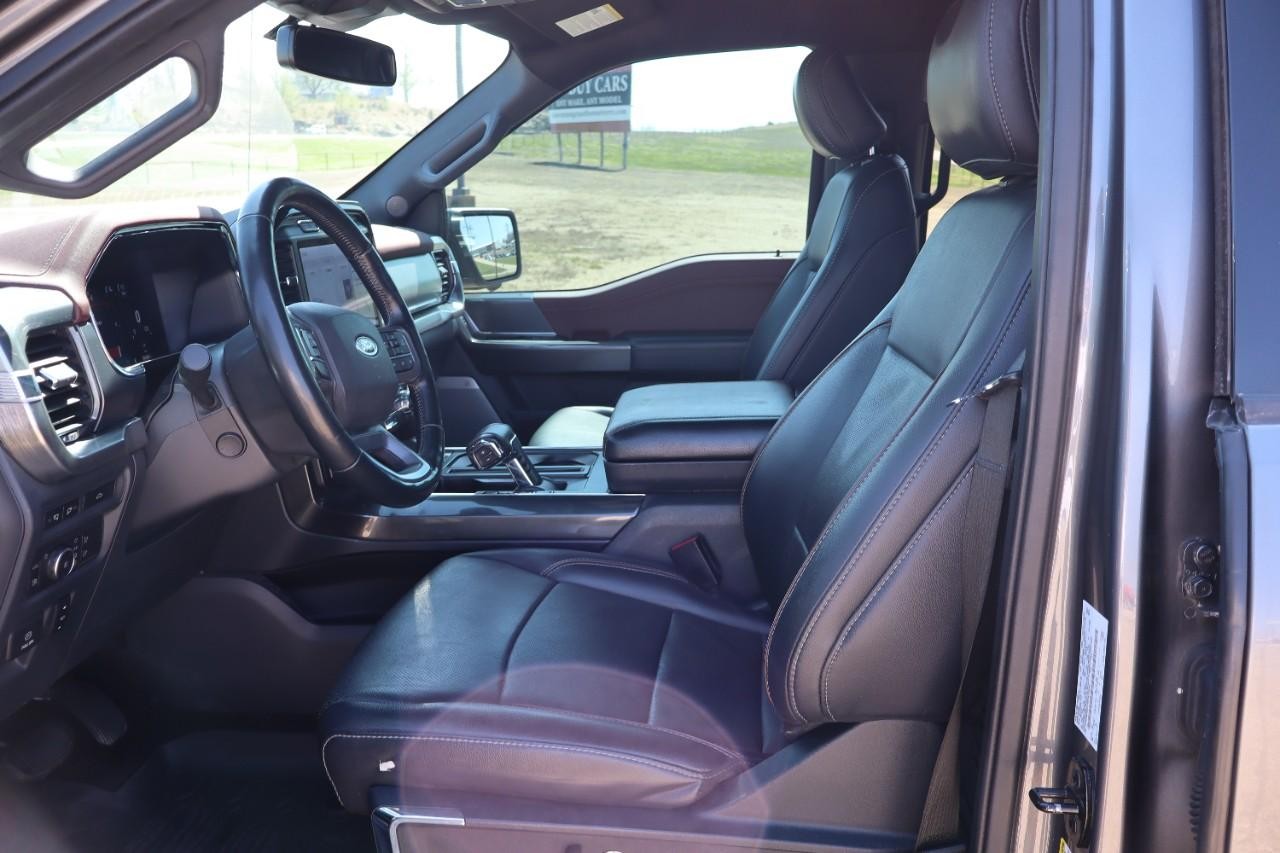 Ford F-150 Vehicle Full-screen Gallery Image 11