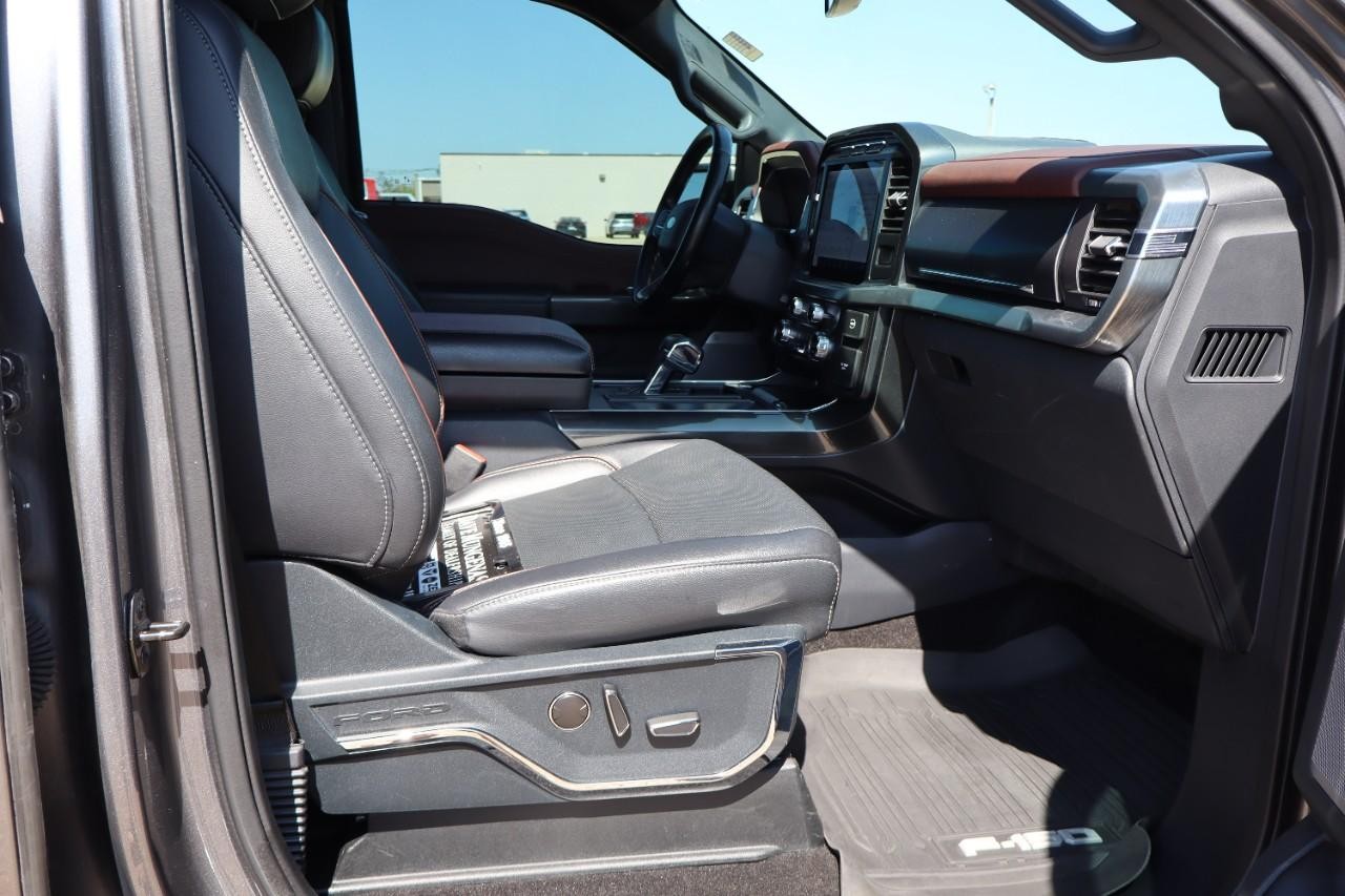 Ford F-150 Vehicle Full-screen Gallery Image 27