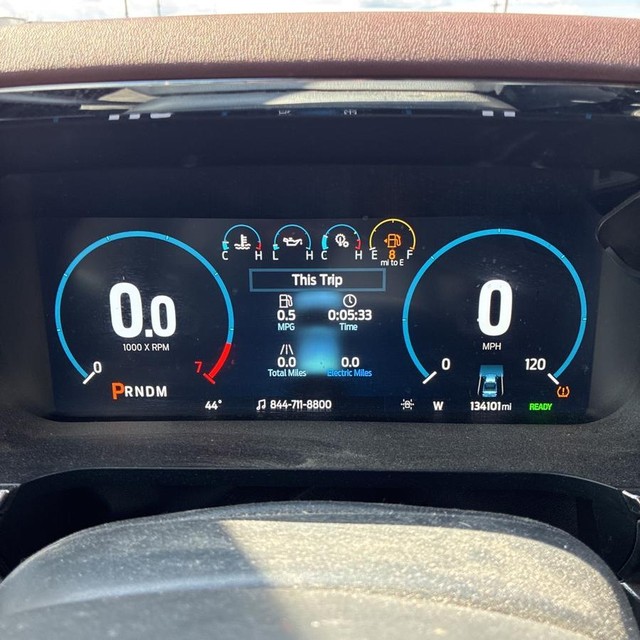 Ford F-150 Vehicle Full-screen Gallery Image 18