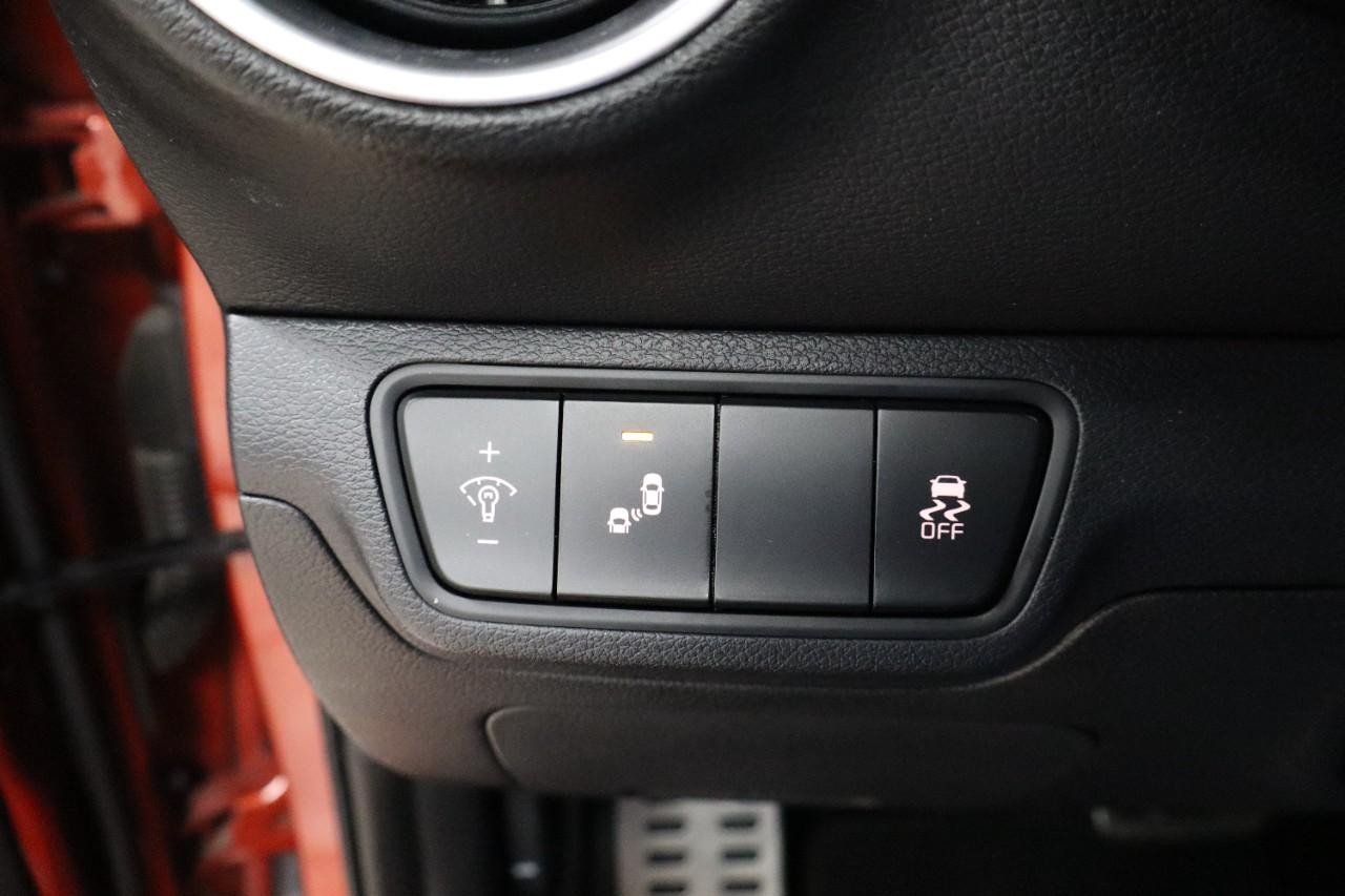 Kia Forte Vehicle Full-screen Gallery Image 19