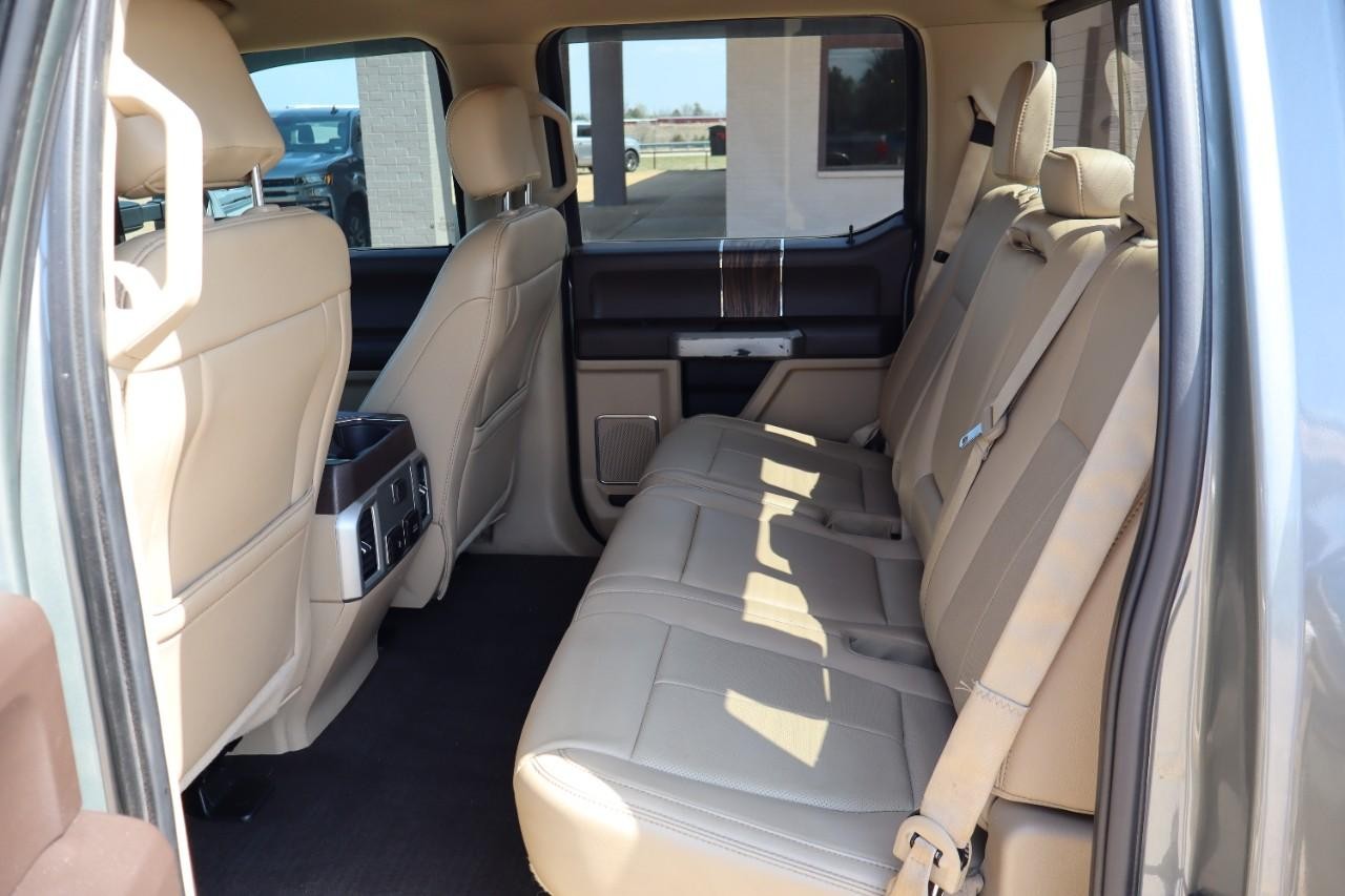 Ford F-150 Vehicle Full-screen Gallery Image 19