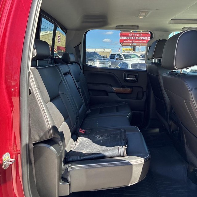 Chevrolet Silverado 2500HD Vehicle Full-screen Gallery Image 11