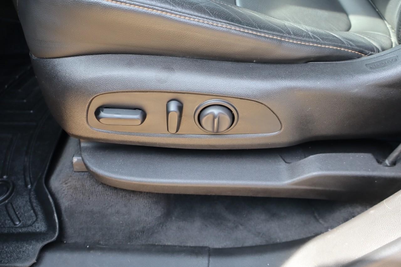 Chevrolet Traverse Vehicle Full-screen Gallery Image 10