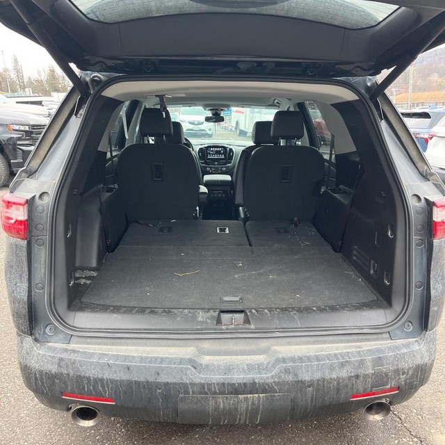 Chevrolet Traverse Vehicle Full-screen Gallery Image 18