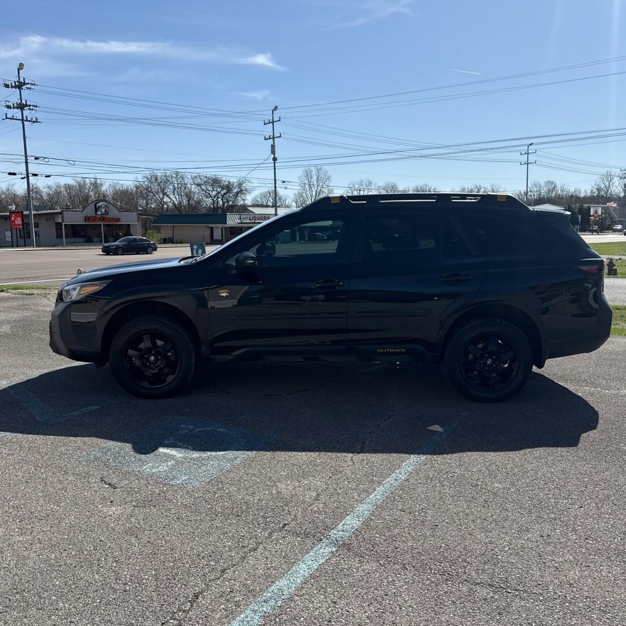 Subaru Outback Vehicle Full-screen Gallery Image 2