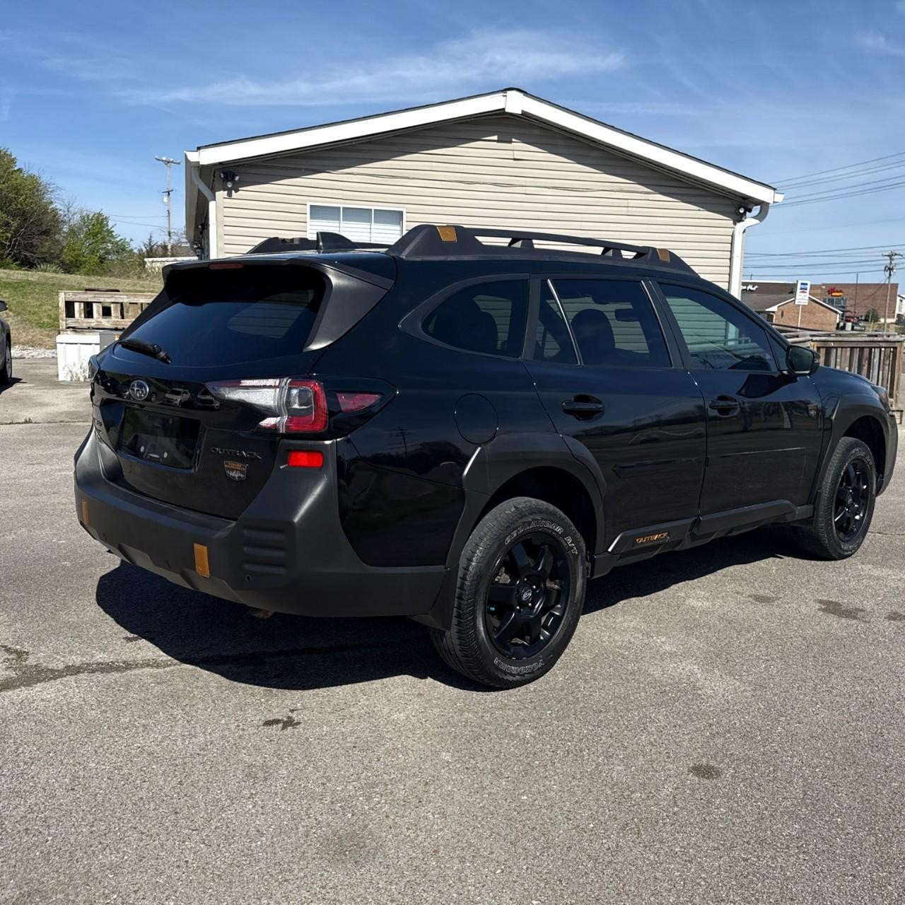 Subaru Outback Vehicle Full-screen Gallery Image 5