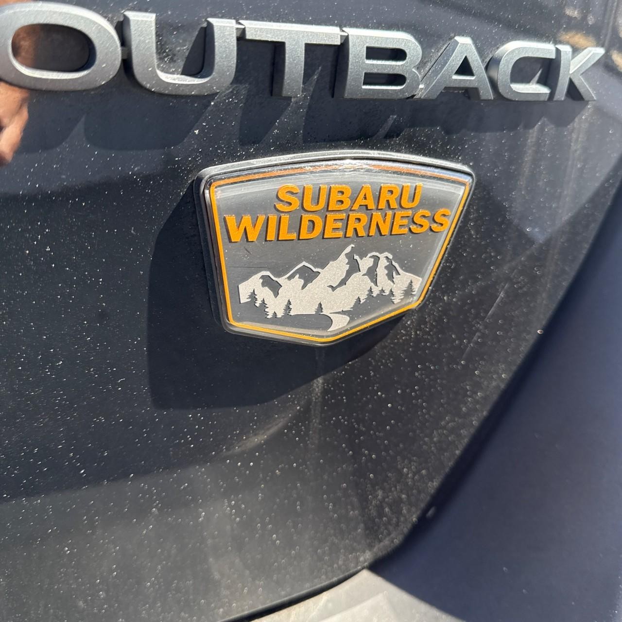 Subaru Outback Vehicle Full-screen Gallery Image 10