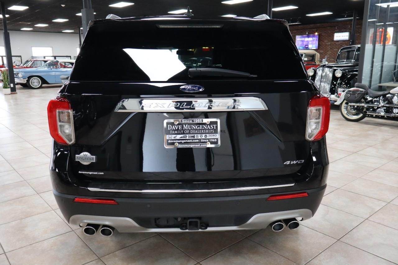 Ford Explorer Vehicle Full-screen Gallery Image 4