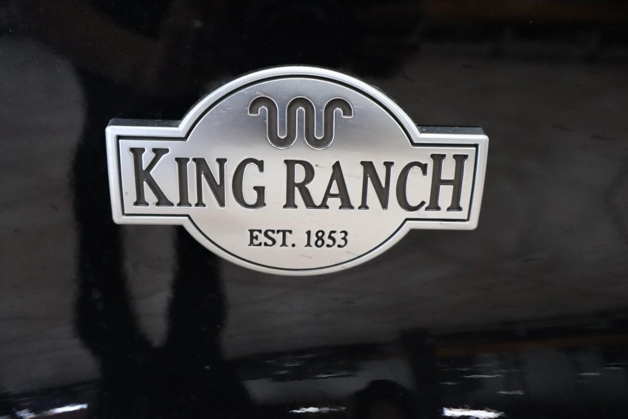 Ford Explorer Vehicle Full-screen Gallery Image 10