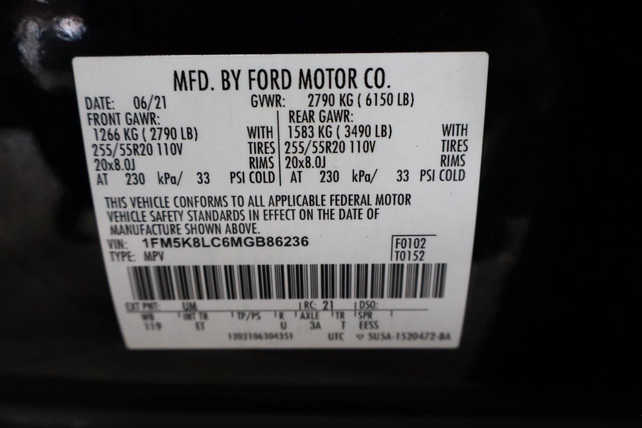 Ford Explorer Vehicle Full-screen Gallery Image 32