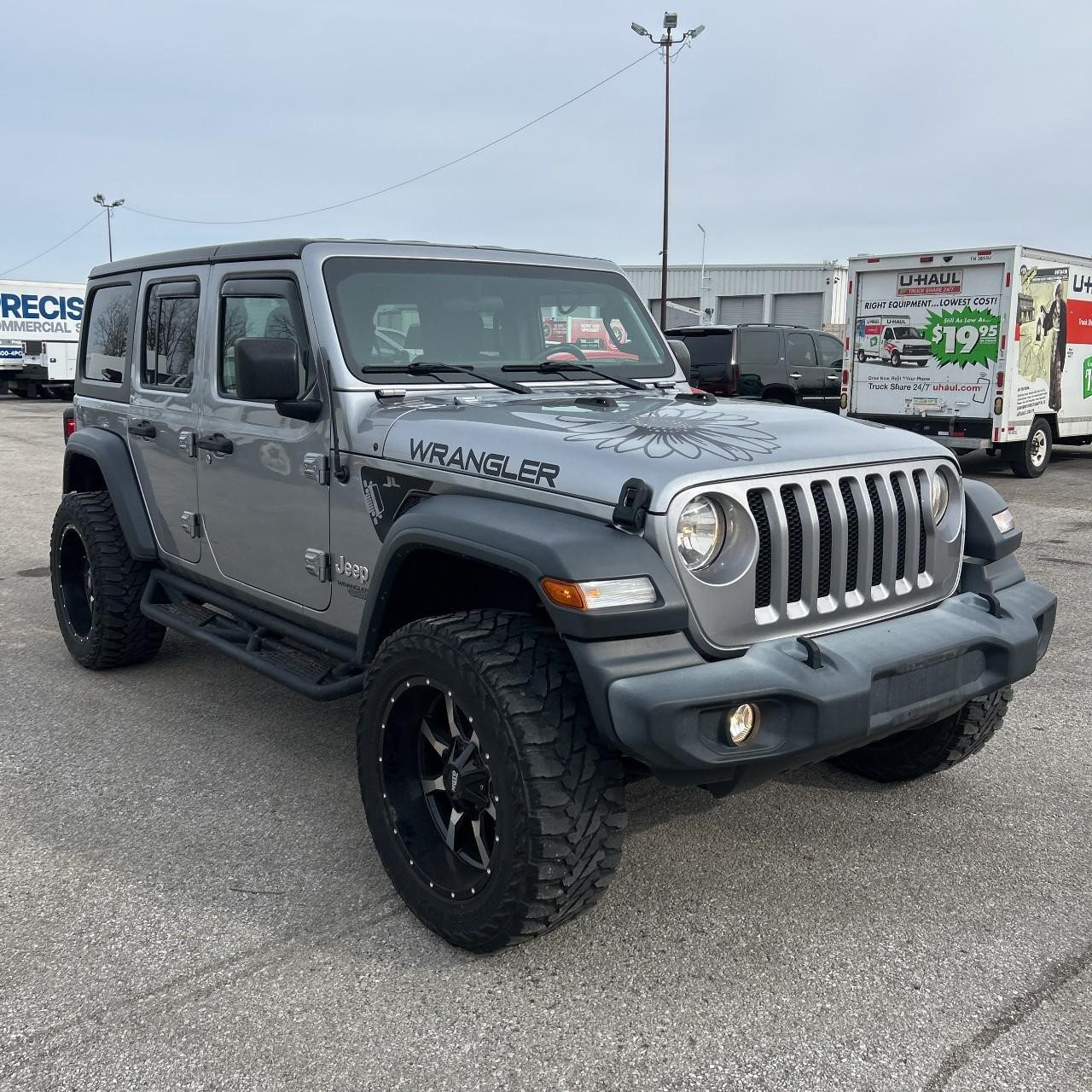 Jeep Wrangler Unlimited Vehicle Full-screen Gallery Image 7