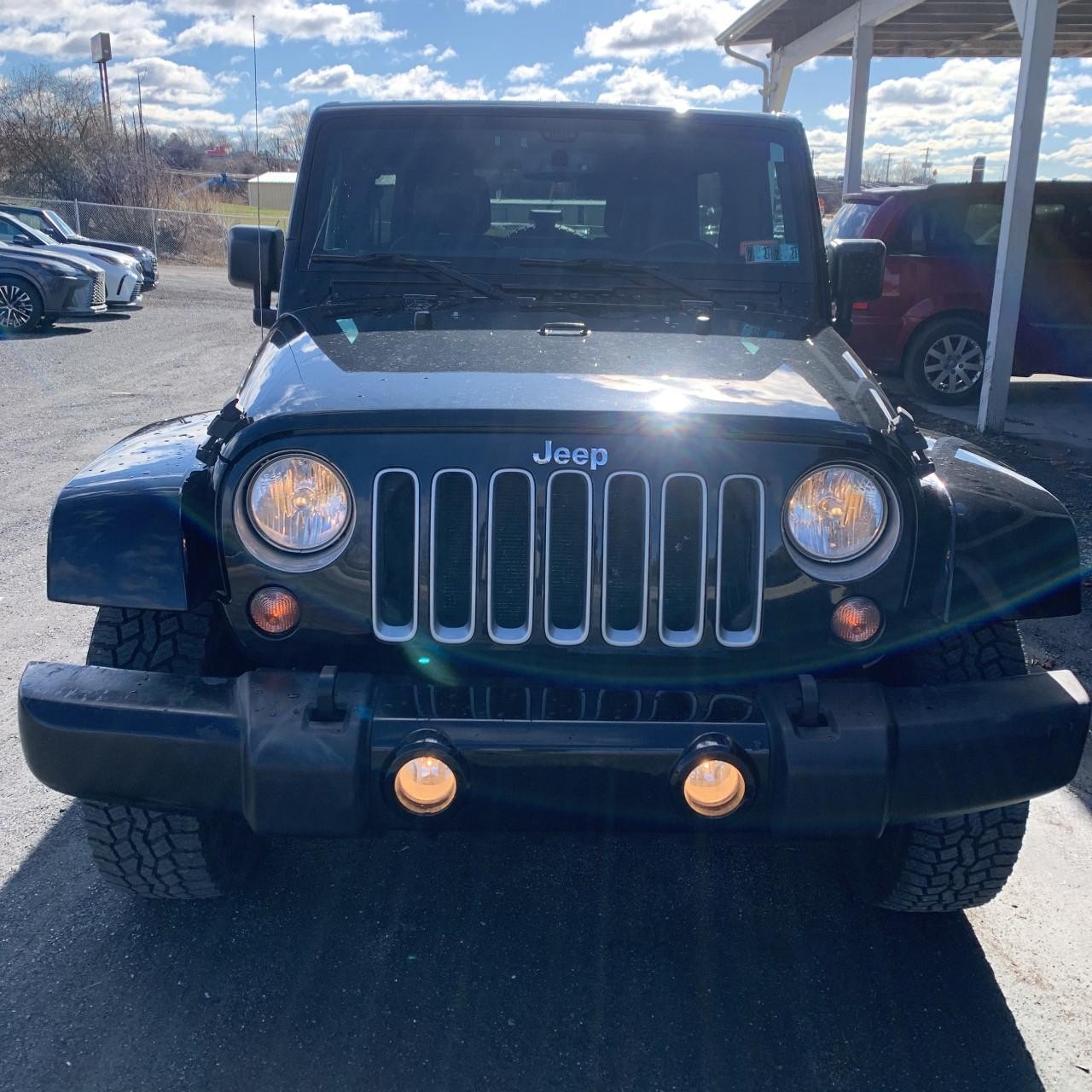 Jeep Wrangler Unlimited Vehicle Full-screen Gallery Image 8