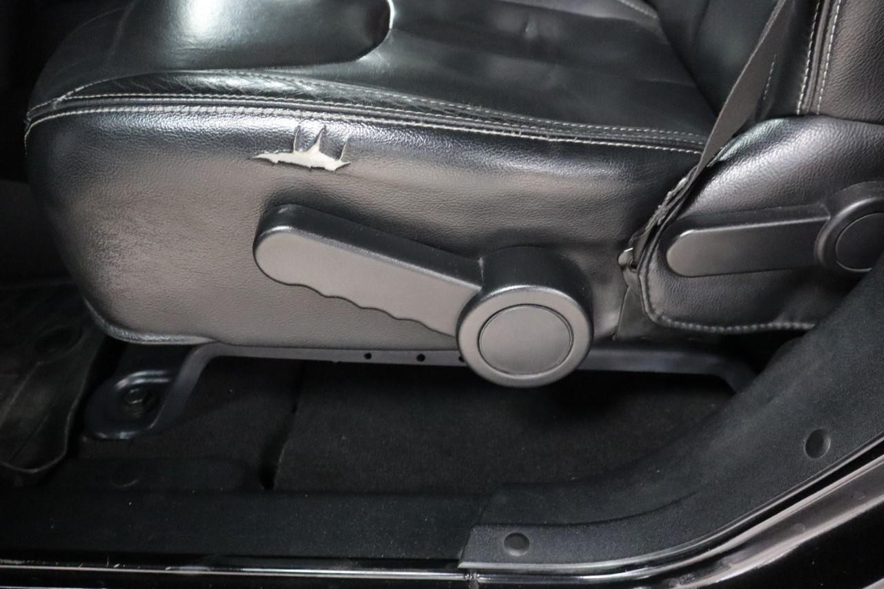 Jeep Wrangler Unlimited Vehicle Full-screen Gallery Image 10