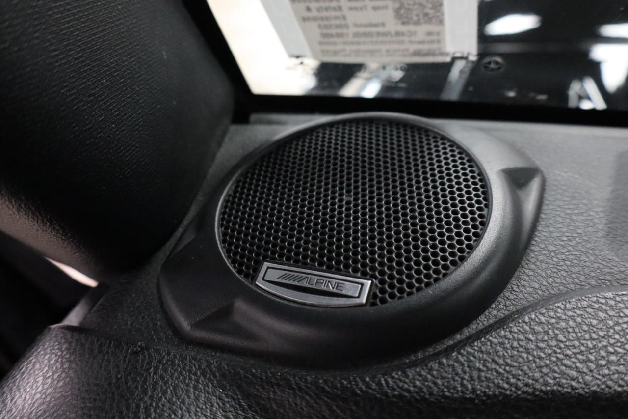 Jeep Wrangler Unlimited Vehicle Full-screen Gallery Image 18