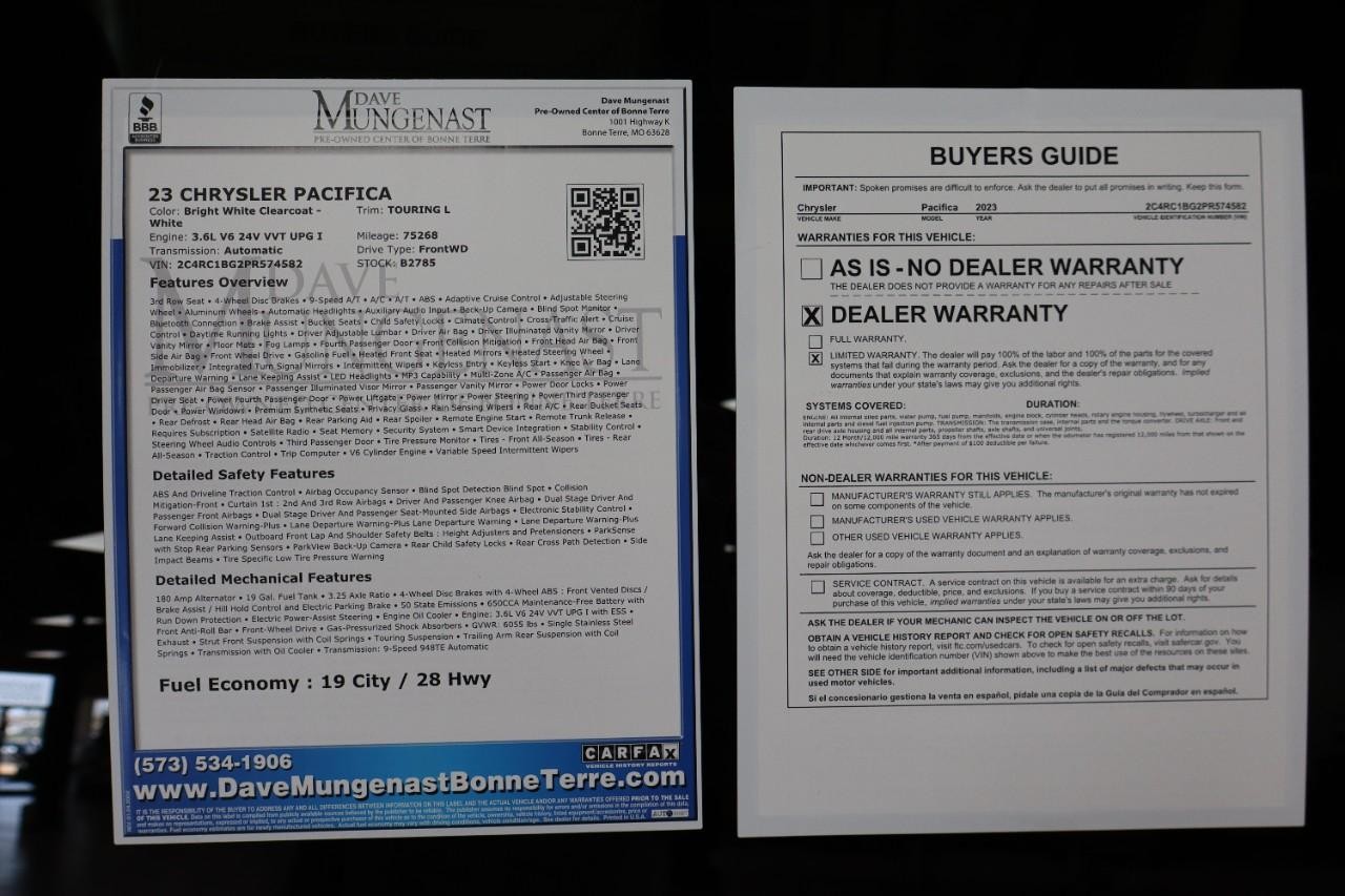 Chrysler Pacifica Vehicle Full-screen Gallery Image 28