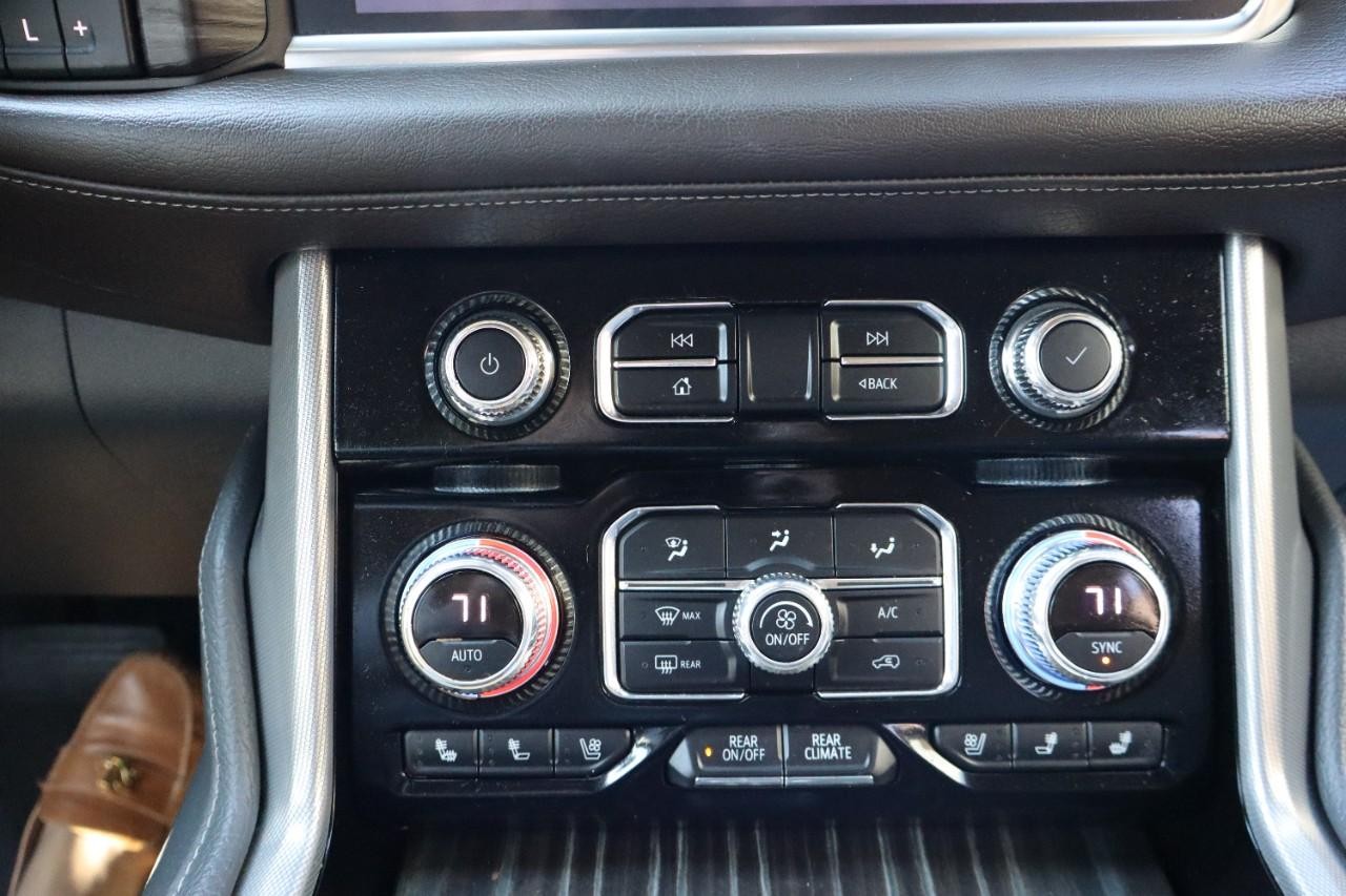 GMC Yukon Vehicle Full-screen Gallery Image 17
