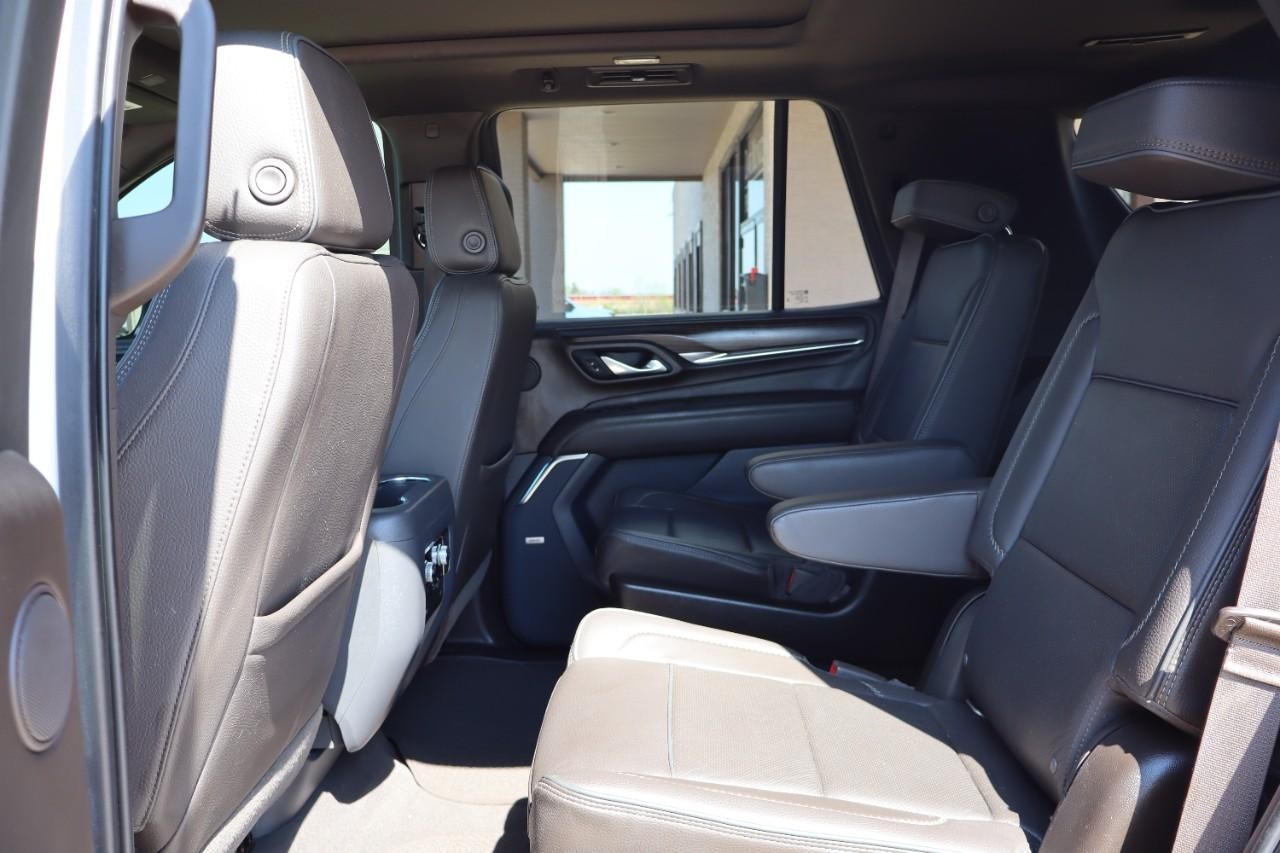 GMC Yukon Vehicle Full-screen Gallery Image 20