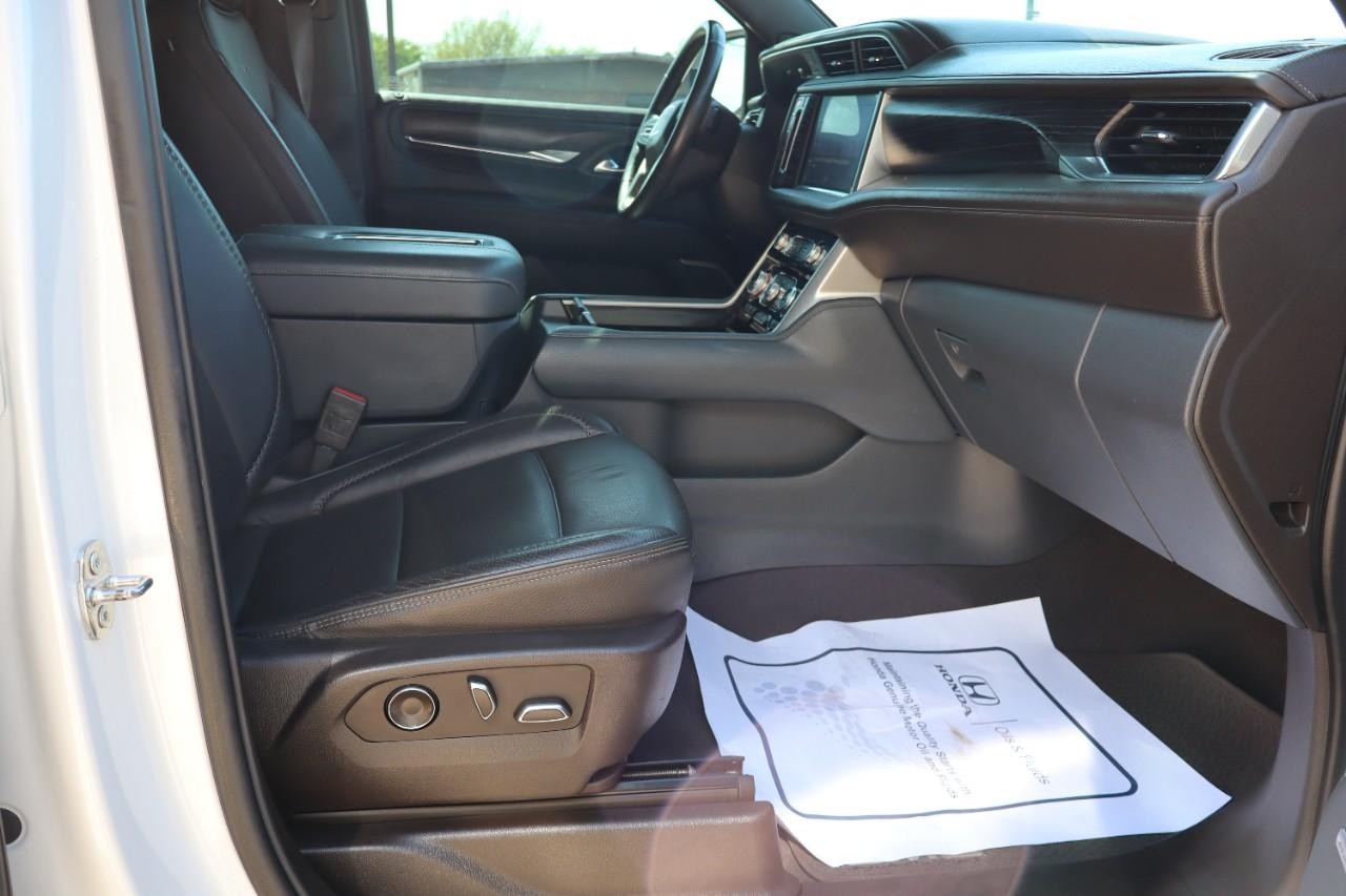 GMC Yukon Vehicle Full-screen Gallery Image 26