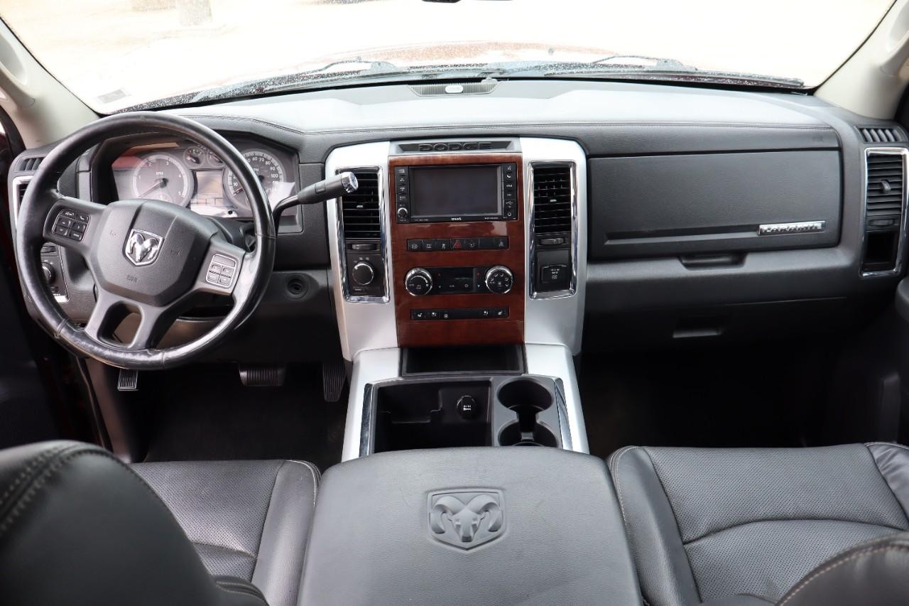 Ram 2500 Vehicle Full-screen Gallery Image 15