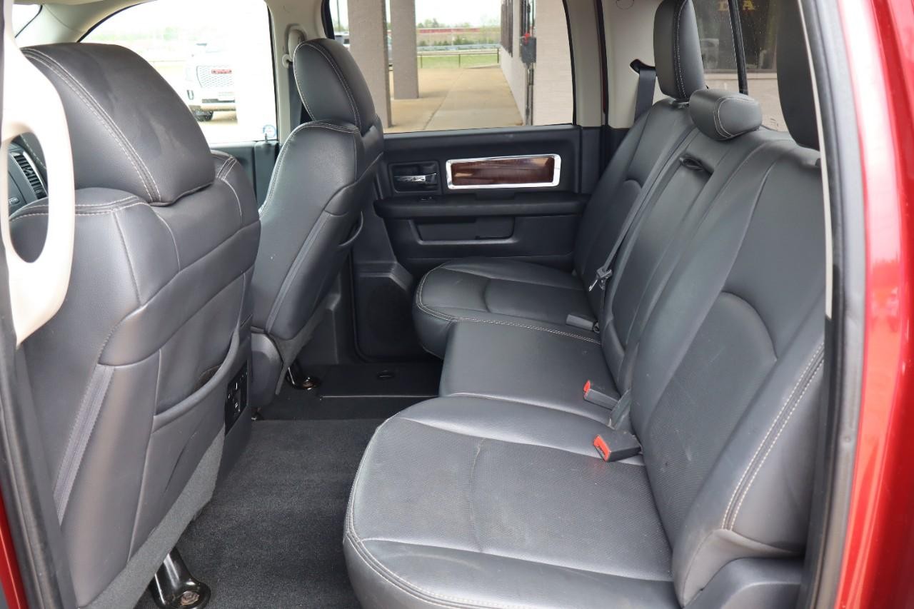 Ram 2500 Vehicle Full-screen Gallery Image 21