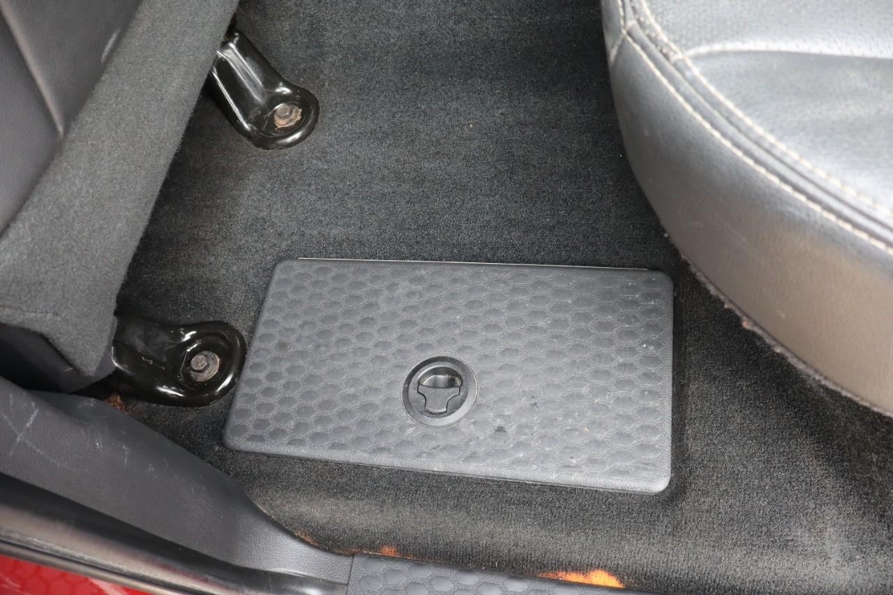 Ram 2500 Vehicle Full-screen Gallery Image 23