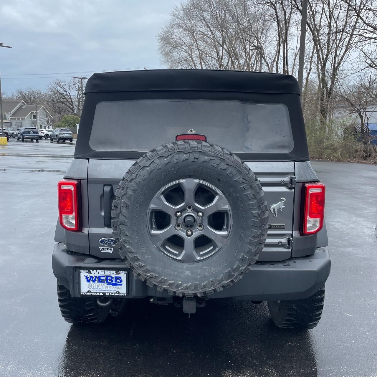 Ford Bronco Vehicle Full-screen Gallery Image 5