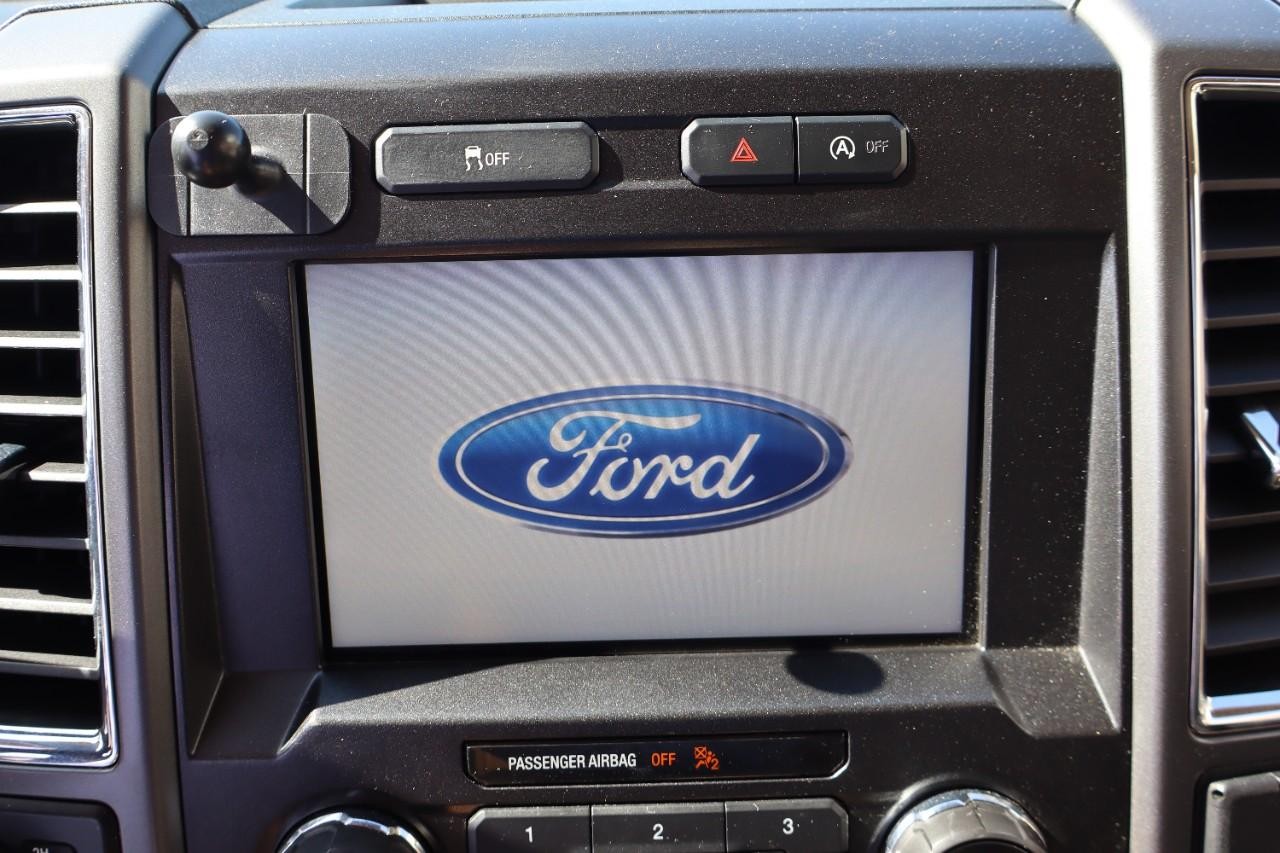 Ford F-150 Vehicle Full-screen Gallery Image 14